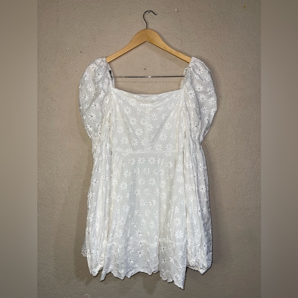 Caroline Constas | Wren Floral Embroidered Puff Sleeve Mini Dress Size: Small - Picture 8 of 9